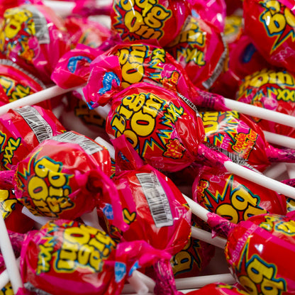 Big Bom XXL – Strawberry Burst (Jar of 80 Lollipops)