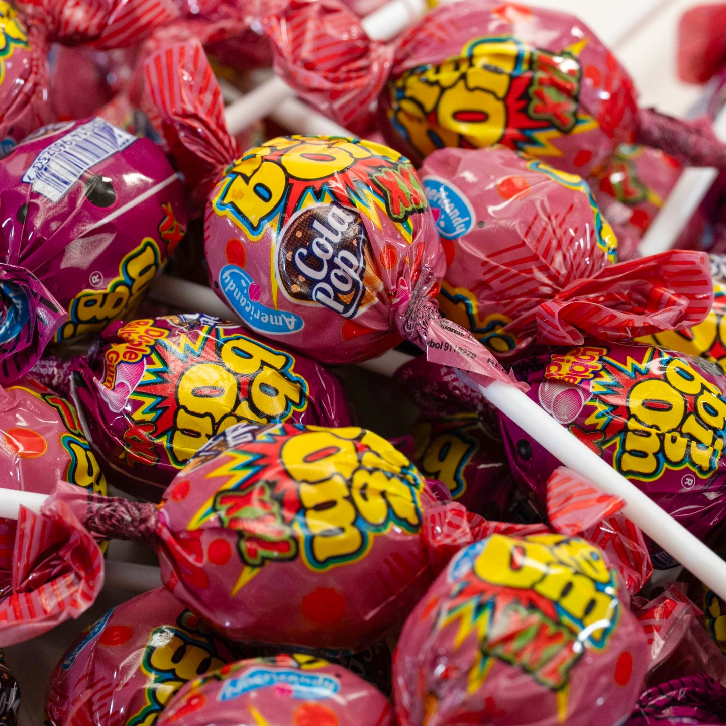 Big Bom XXL Cola Pop – Fizzy Cola Blast (Jar of 80 Lollipops)